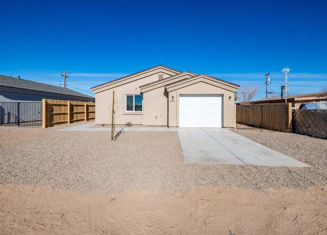 Property at 3685 E Northern Ave, Kingman, AZ 86409, 2 beds, 2 baths