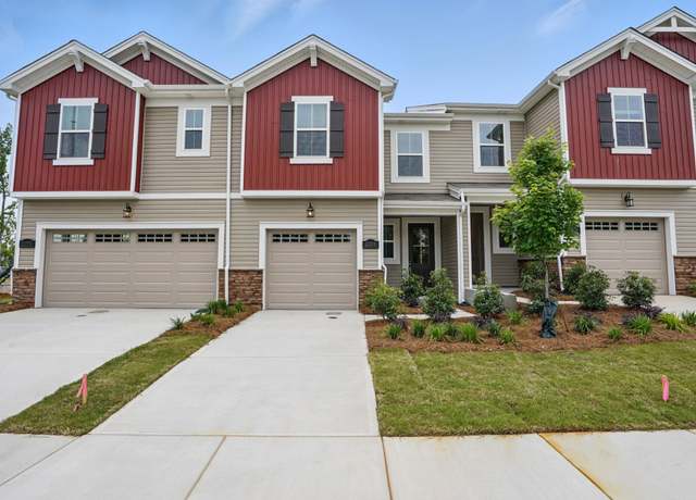 Property at 2009 Vinyasa Ln, Charlotte, NC 28215, 3 beds, 2.5 baths