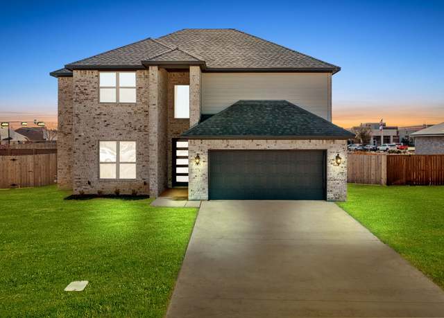 Property at Wisdom II Plan, Grand Prairie, TX 75052, 6 beds, 3 baths