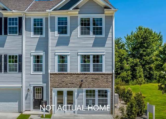 Property at 5960 Abernathy Ln, Columbus, OH 43232, 3 beds, 2.5 baths