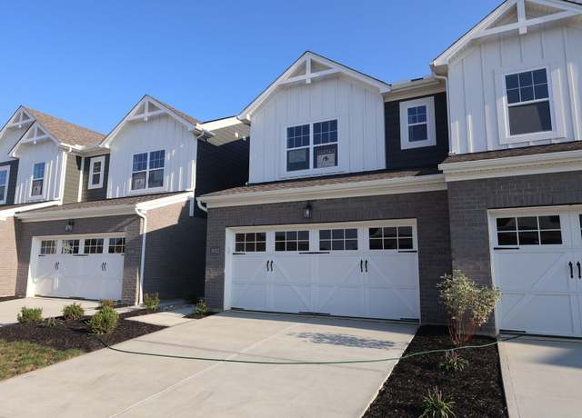 Property at 4942 Pebble Ct, Hamilton, OH 45011, 3 beds, 2.5 baths