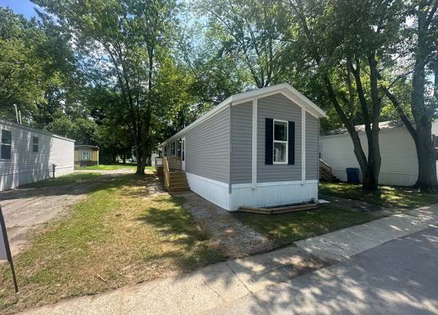 Property at 7519 Dorr Street Toledo #202, Toledo, OH 43615, 3 beds, 2 baths