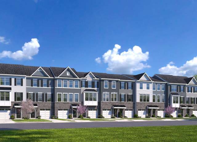 Property at 44 Halifax Rd, Bayville, NJ 08721, 2 beds, 2.5 baths
