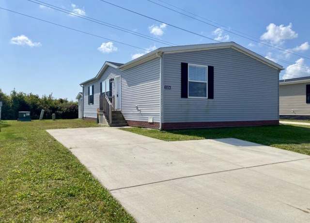 Property at 33156 Grape Arbor Dr #75, New Haven, MI 48048, 3 beds, 2 baths