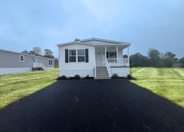 Property at 505 Barrington Rd, Macungie, PA 18062, 3 beds, 2 baths