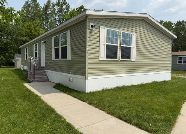 Property at 3 Bed 2 Bath Double Section Plan, Romeo, MI 48065, 3 beds, 2 baths