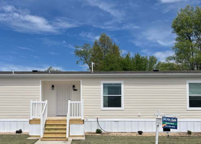 Property at 2510 Chance Ave, Elkhart, IN 46514, 3 beds, 2 baths