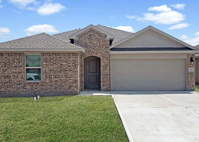 Property at 9549 Danish Oak Dr, Corpus Christi, TX 78410, 4 beds, 2 baths