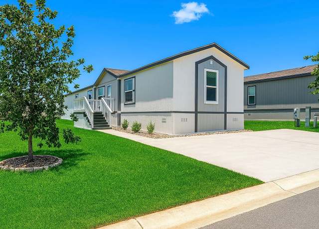 Property at 6410 Walzem Rd #525, San Antonio, TX 78218, 3 beds, 2 baths