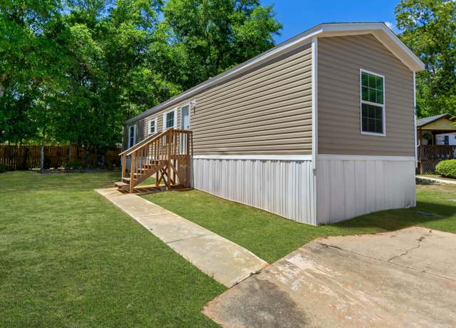 Property at 1300 Schillinger Rd S Unit D10, Mobile, AL 36695, 2 beds, 2 baths