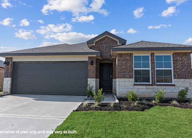 Property at 305 Emma St, Angleton, TX 77515, 4 beds, 2 baths