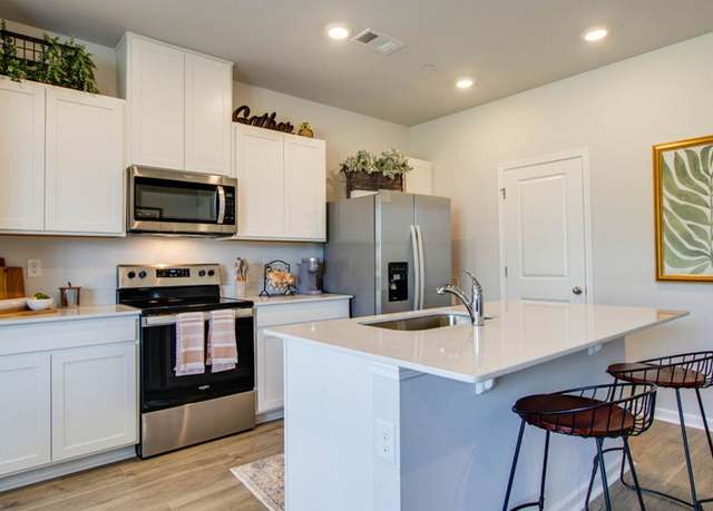 Property at 148 Mackenzie Way, Lewisburg, TN 37091, 3 beds, 2.5 baths