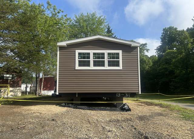 Property at 10505 Cedarville Rd Unit 13-31, Brandywine, MD 20613, 3 beds, 2 baths