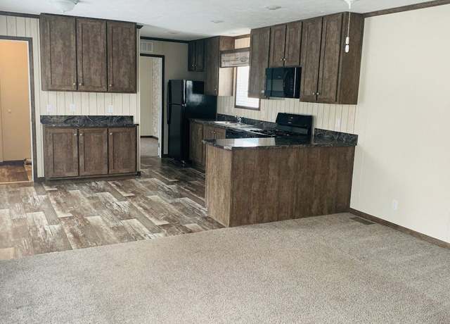 Property at 9203 Wellston Dr, Indianapolis, IN 46234, 3 beds, 2 baths