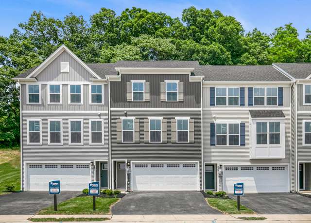 Property at 241 Summerfield Dr, Hanover, PA 17350, 3 beds, 3 baths