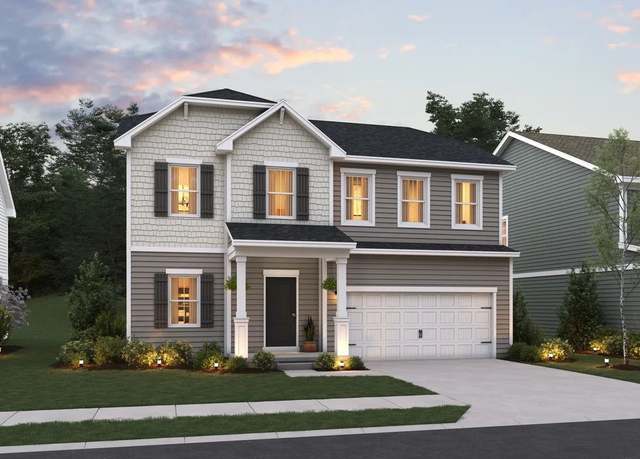 Property at 819 Meadow Lake Dr, Elyria, OH 44035, 4 beds, 3 baths