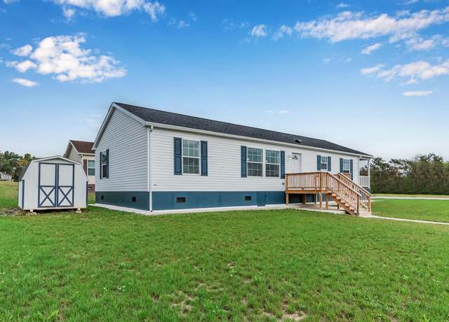 Property at 319 Oriole Dr, Carlisle, PA 17013, 3 beds, 2 baths
