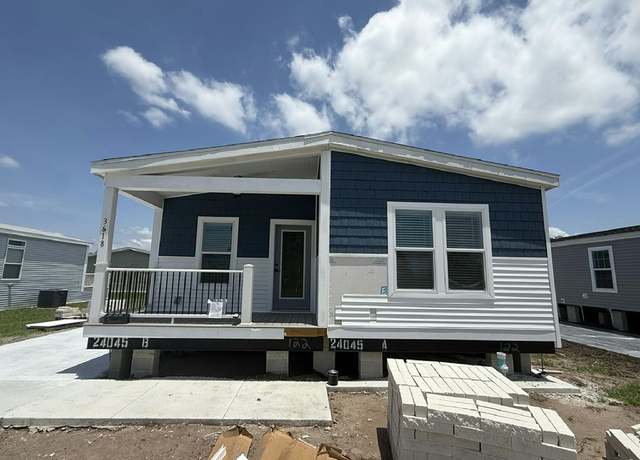 Property at 3618 Vine Trail Site #122, Ellenton, FL 34222, 3 beds, 2 baths