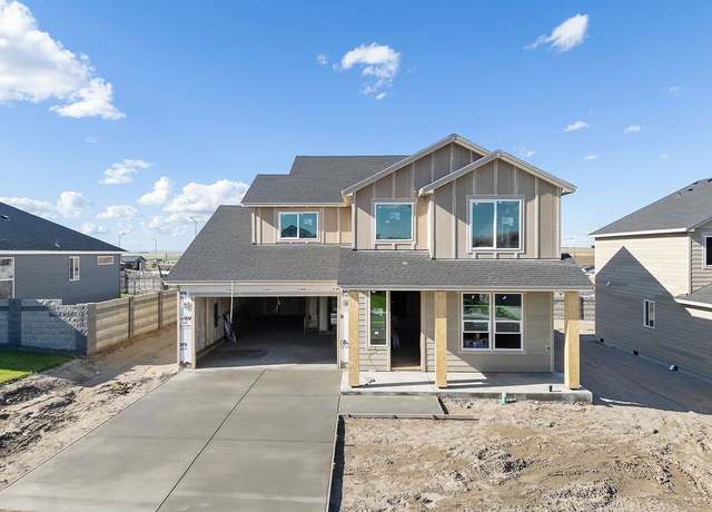 Property at 7818 Gilbert St, West Richland, WA 99353, 4 beds, 2.5 baths