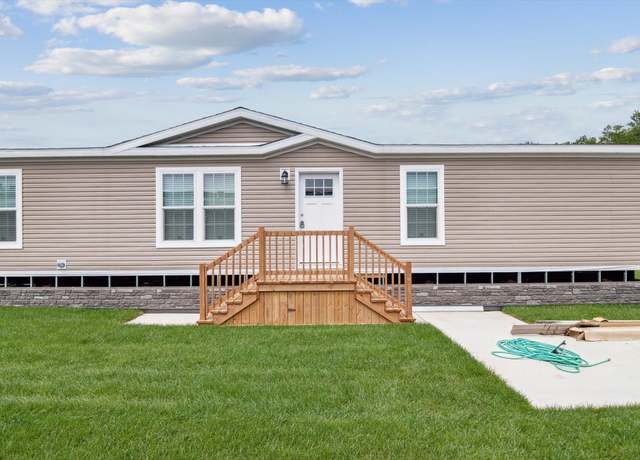 Property at 8731 Boyer Dr, Willis, MI 48191, 3 beds, 2 baths