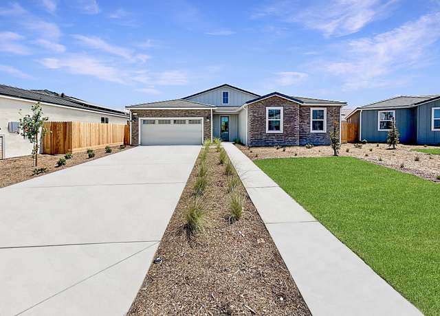 Property at 1679 Valley Rd S, Madera, CA 93636, 4 beds, 2 baths