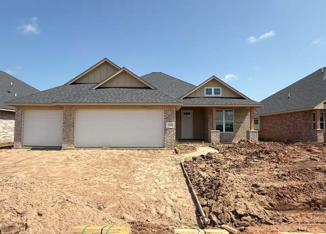 Property at 2229 SW 160th St, Oklahoma City, OK 73170, 4 beds, 3.5 baths