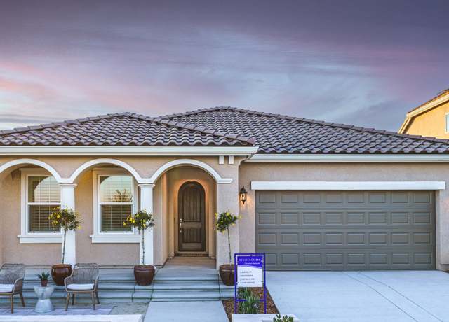 Property at 701 Arrowhead Dr, Madera, CA 93636, 3 beds, 2 baths