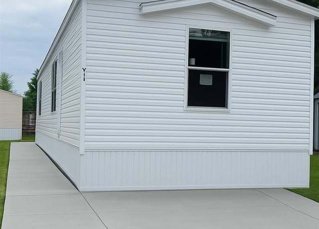 Property at 57 Sierra Ct, Batavia, OH 45103, 2 beds, 2 baths