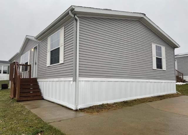Property at 1712 Tricorn Ct, Potterville, MI 48876, 3 beds, 2 baths