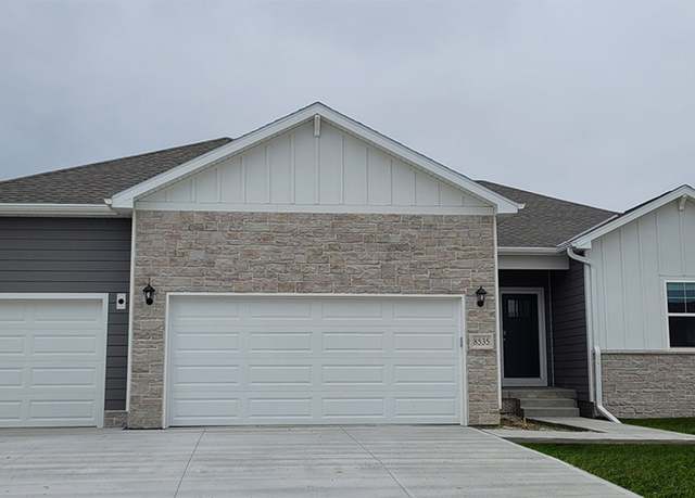 Property at 6418 Harvest Dr, Papillion, NE 68157, 4 beds, 3.5 baths