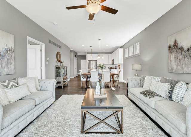 Property at 706 Barnwood Hill Dr, Wentzville, MO 63385, 2 beds, 2 baths