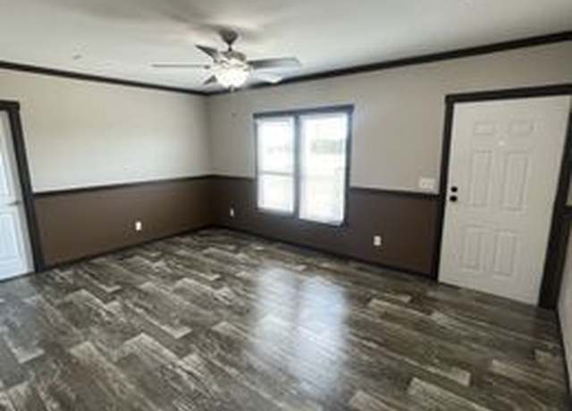 Property at 7151 Woodlake Pkwy #178, San Antonio, TX 78218, 4 beds, 2 baths