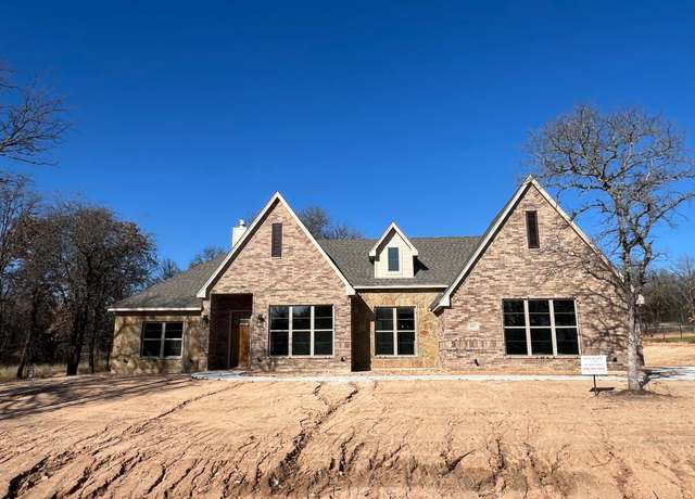 Property at 4020 Conejo Ct, Poolville, TX 76487, 3 beds, 2.5 baths