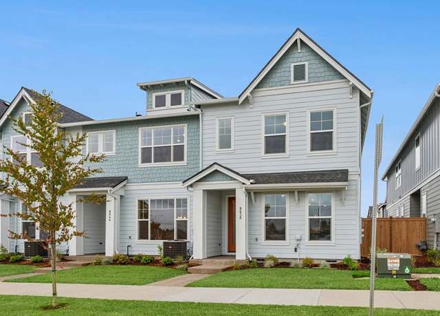 Property at 8636 SE Crescent Dr, Hillsboro, OR 97123, 3 beds, 2.5 baths