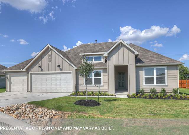 Property at 177 Mallard St, Fredericksburg, TX 78624, 4 beds, 2 baths
