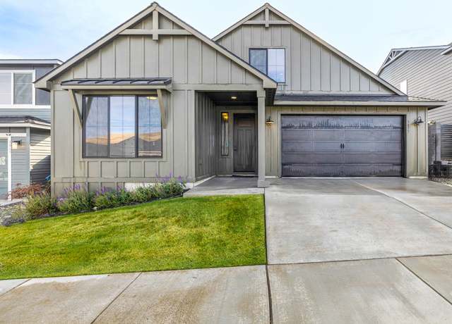 Property at 3877 Barbera St, Richland, WA 99352, 4 beds, 3 baths