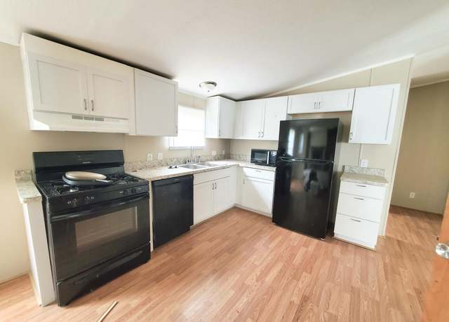 Property at 9498 Wharf Dr #1181, Fair Haven, MI 48023, 3 beds, 2 baths