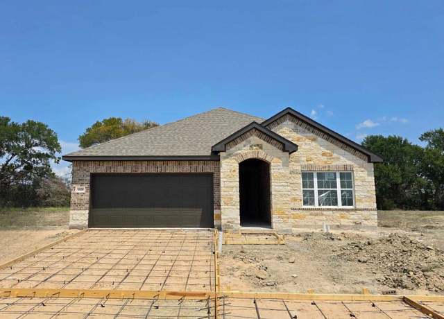 Property at 1020 Colgate Cir, Princeton, TX 75407, 4 beds, 2 baths