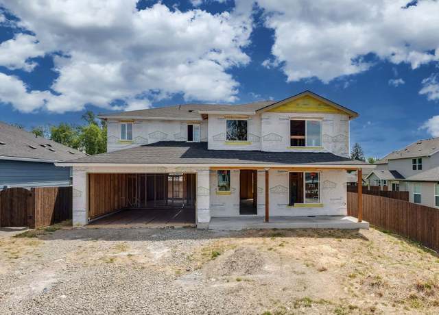 Property at 771 NW 29th St, Battle Ground, WA 98604, 5 beds, 3 baths