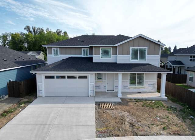 Property at 771 NW 29th St, Battle Ground, WA 98604, 5 beds, 3 baths