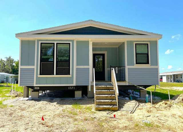 Property at 5656 Woodford St, Brooksville, FL 34601, 3 beds, 2 baths