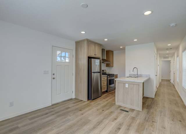 Property at 3139 E Sahara Ave #48, Las Vegas, NV 89104, 2 beds, 1 bath