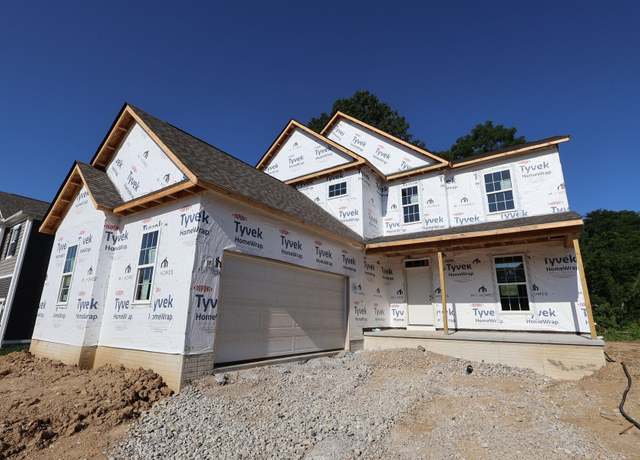 Property at 214 Isleta Dr, Pataskala, OH 43062, 3 beds, 2.5 baths