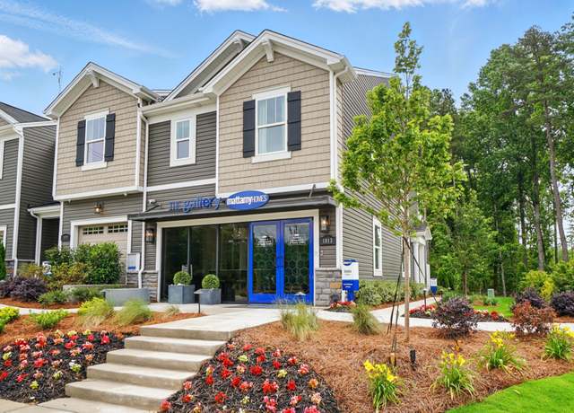 Property at Vienna Plan, Charlotte, NC 28215, 3 beds, 2.5 baths