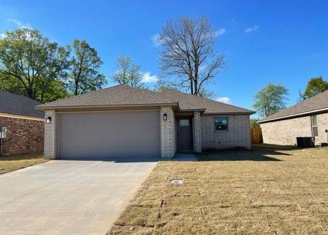 Property at 5700 Morgan Dr, Jonesboro, AR 72404, 3 beds, 2 baths