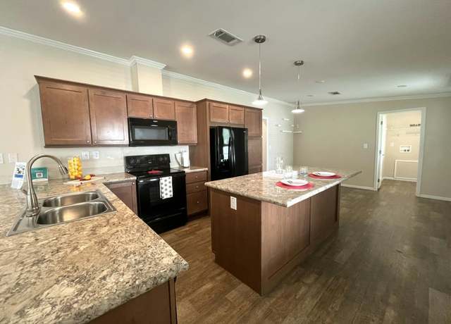 Property at 429 Bimini Cay Cir, Vero Beach, FL 32966, 3 beds, 2 baths