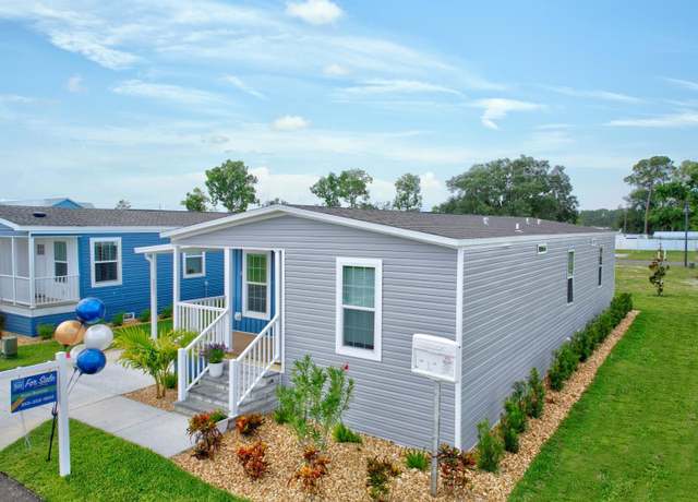 Property at 2231 Mojito Dr, Sebring, FL 33872, 3 beds, 2 baths