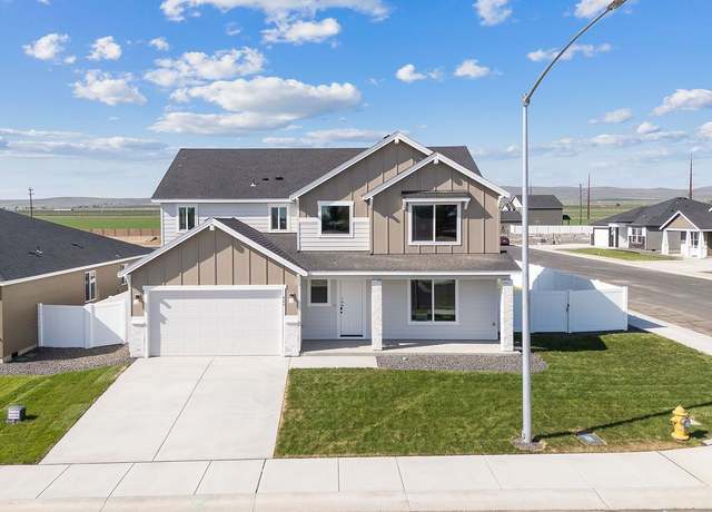 Property at 849 K St NE, Quincy, WA 98848, 5 beds, 3 baths