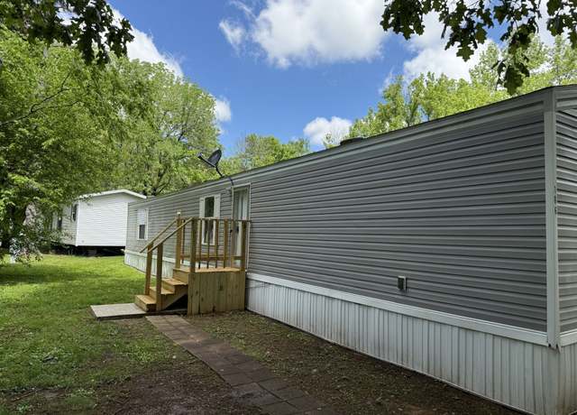 Property at 106 Cougar Dr Unit COU106, Evansville, IN 47712, 3 beds, 2 baths