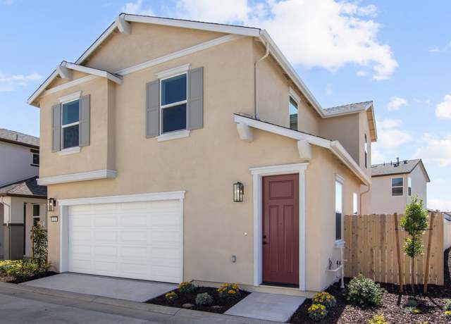 Property at 870 Pecan Tree Ln, Galt, CA 95632, 3 beds, 2.5 baths